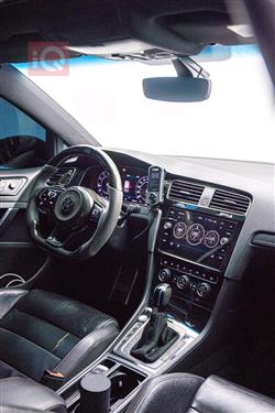 فولكسفاغن جولف R